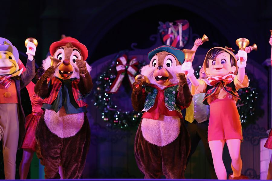 Mickeys-very-merry-christmas-party-2016-058