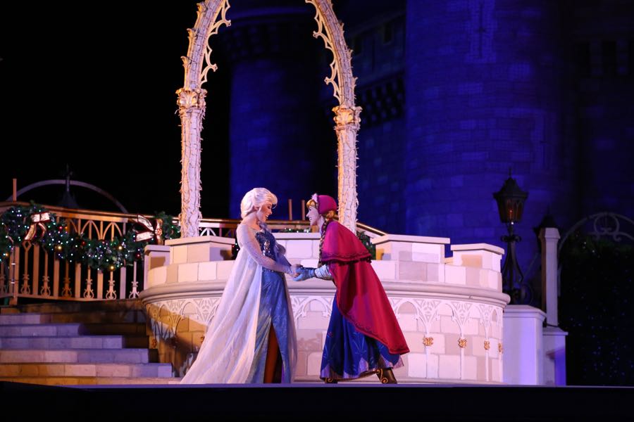 Mickeys-very-merry-christmas-party-2016-082