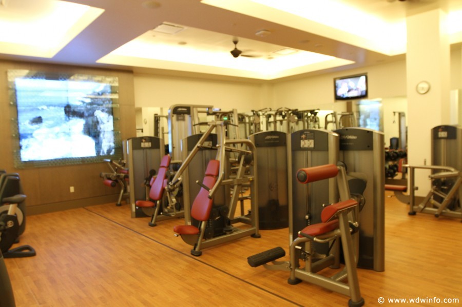 Mikimiki-Fitness-Center-11