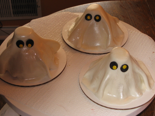 Mini_Ghosts-_Web