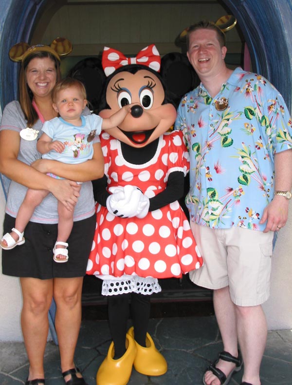 Minnie_at_her_House