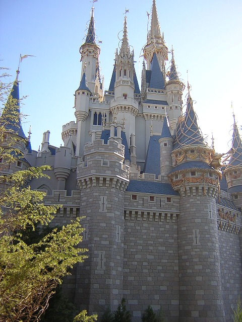 MK Castle 11-05