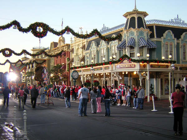 MK_parade_03