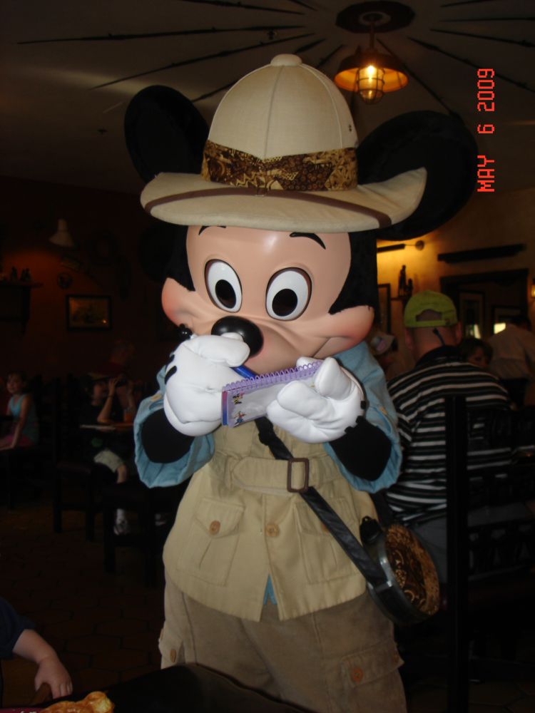 momof2buzzboys dis photos