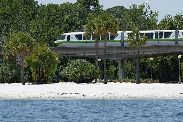 Monorail at the Polynesian