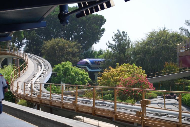 Monorail Blue leaving Tomorrowland Station