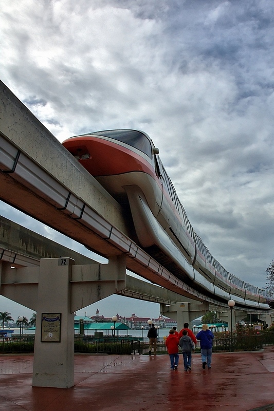 MonorailOutsideMK