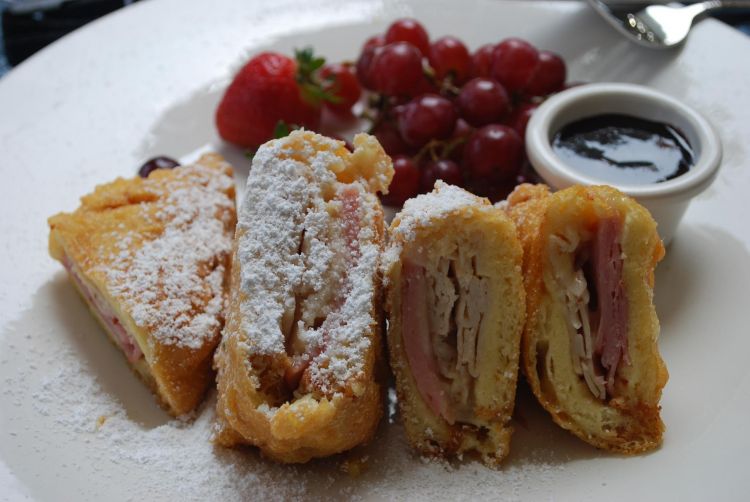 Monte Cristo Sandwich Caf Orleans 2