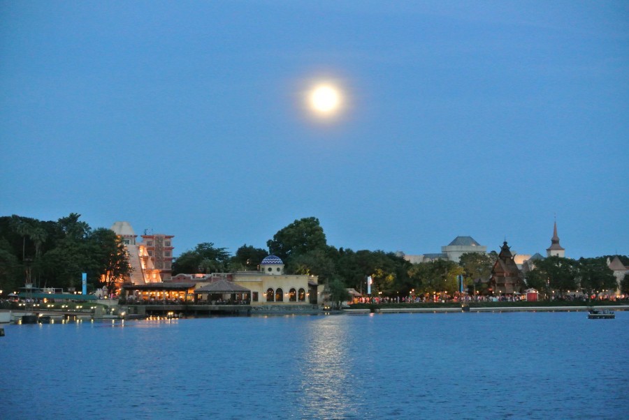 Moon over Mexico