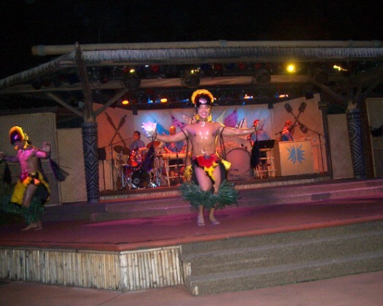 more luau dancing