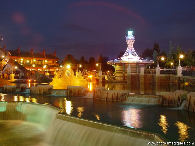 Nautilus at night