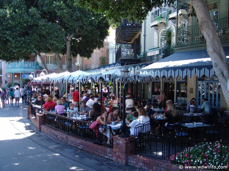 New-Orleans-Square-02