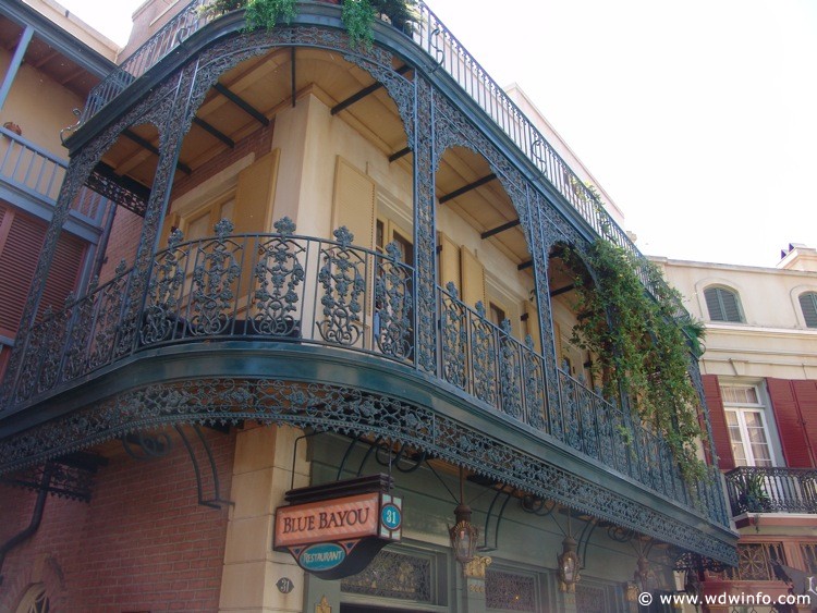New-Orleans-Square-37
