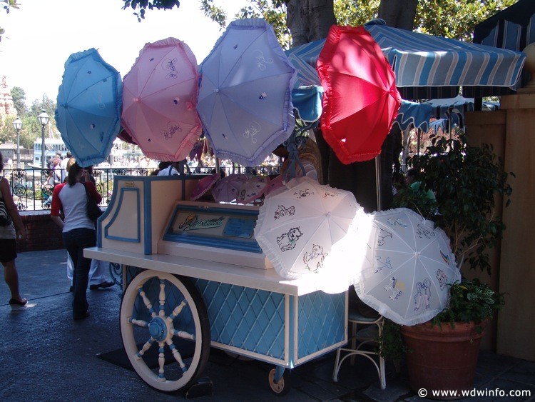 New-Orleans-Square-60