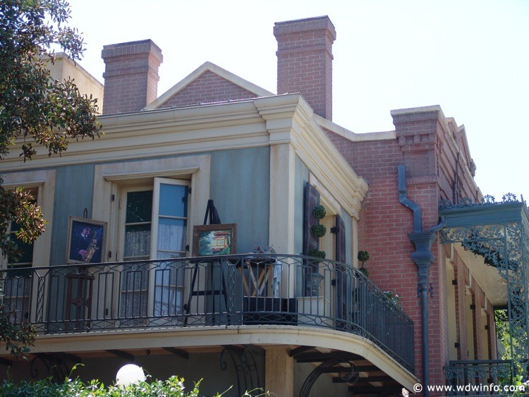 New-Orleans-Square-62
