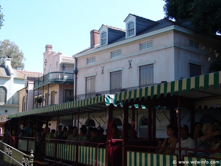 New-Orleans-Square-68