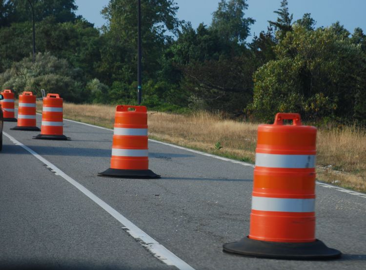 orange_construction_cone