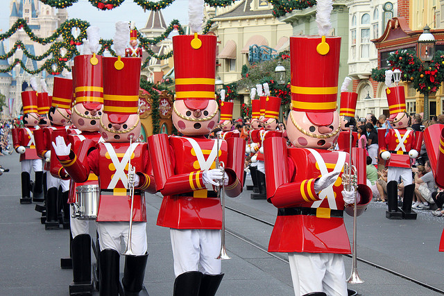 Parade2