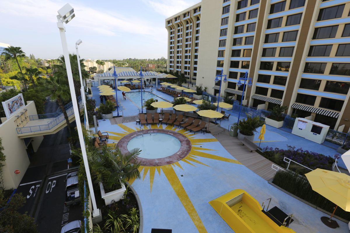 paradise park pool