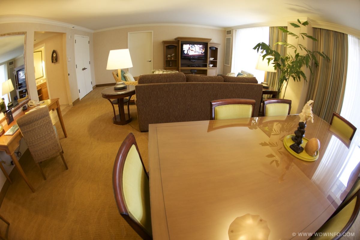Paradise-Pier-Suite-03