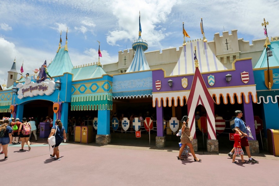 Peter Pan S Flight Magic Kingdom Walt Disney World