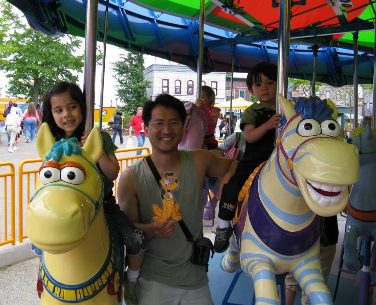 Petite Pluto - Sesame Place (Carousel)2