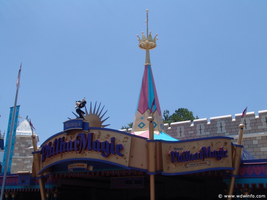 PhilharMagic_00