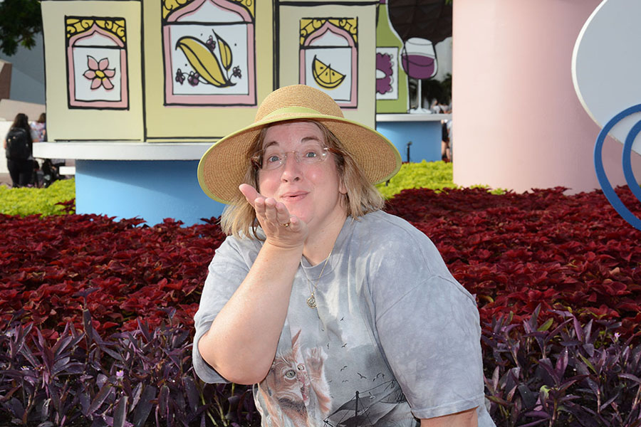 PhotoPass_Visiting_EPCOT_404730850837_small