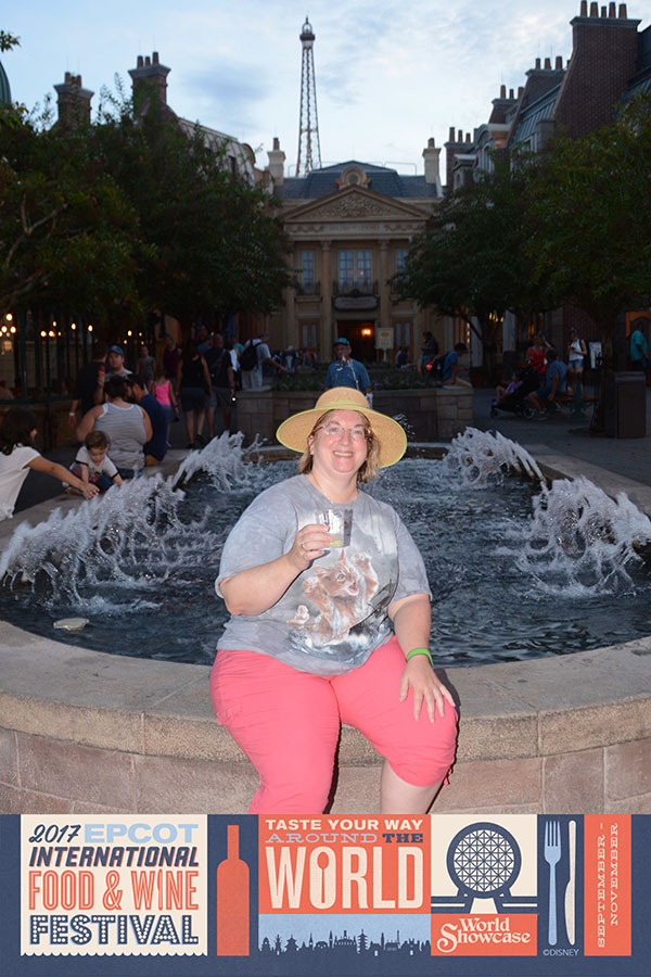 PhotoPass_Visiting_EPCOT_404746524928_small