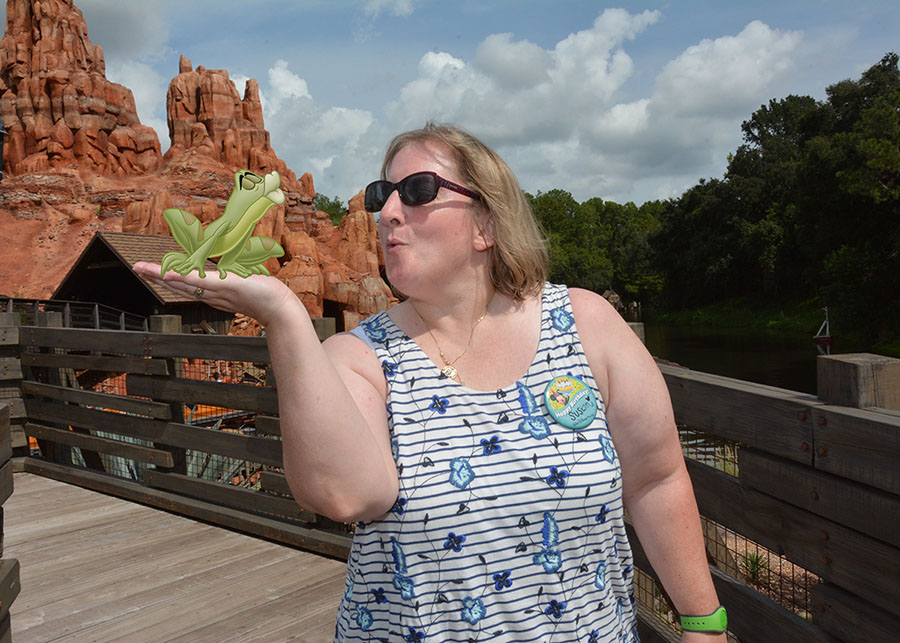 PhotoPass_Visiting_MK_404694418865_small