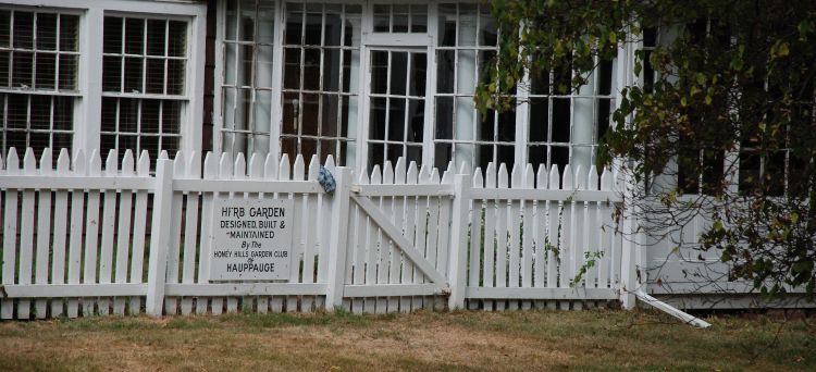 picket_fence_gate