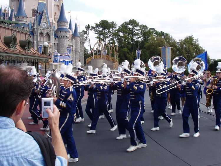 Pine Tree HS Band marching on Main Street at MK