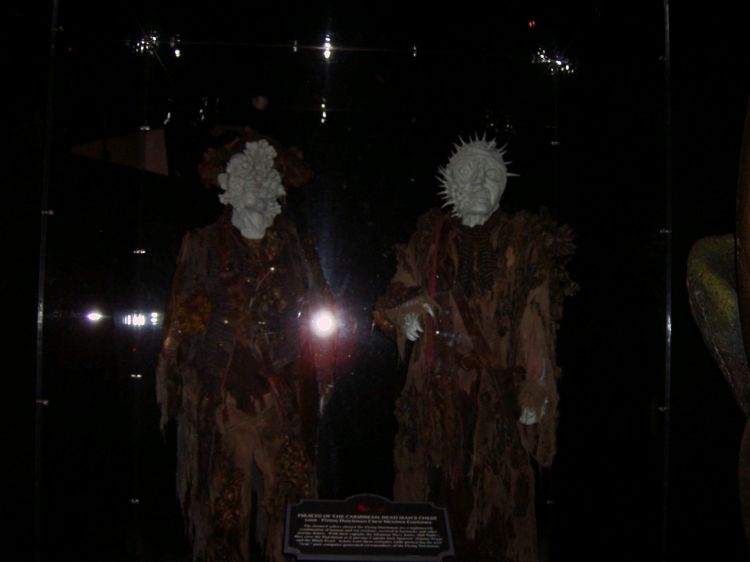 Pirates two character statue backlot