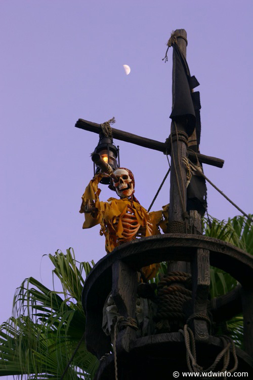 Pirates_of_Caribbean_Ride_03