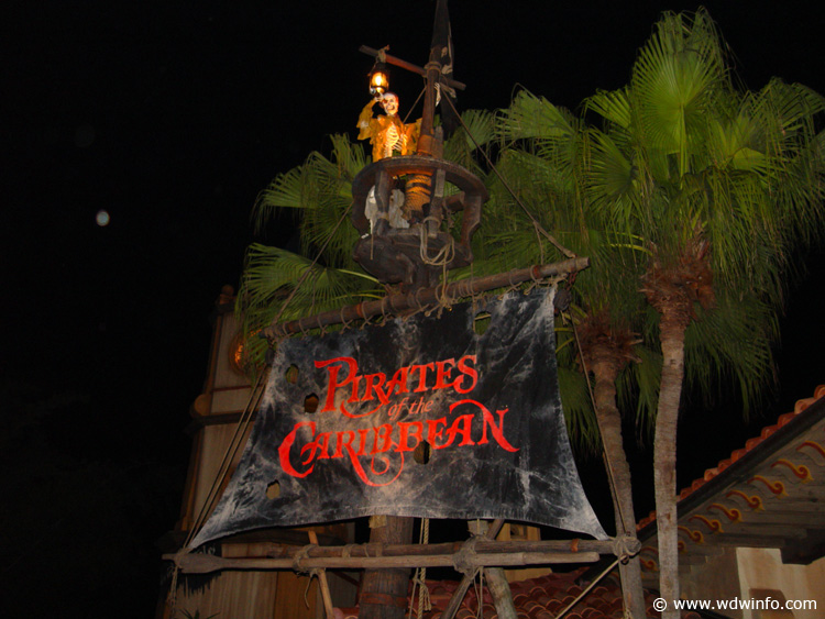 Pirates_of_Caribbean_Ride_04