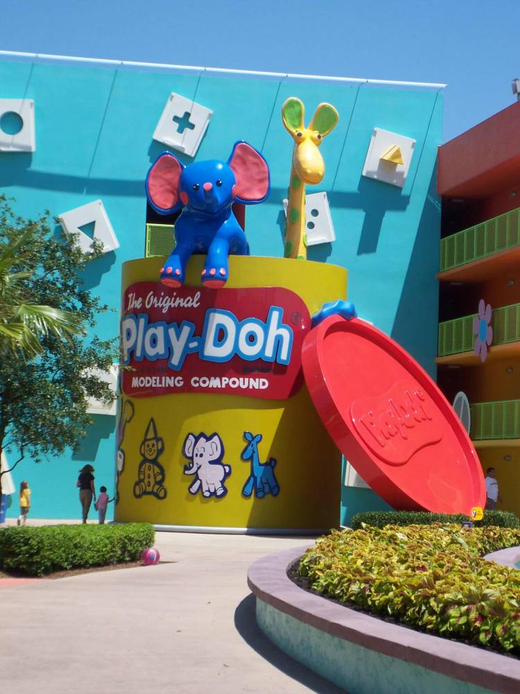 Play dough at Pop!
