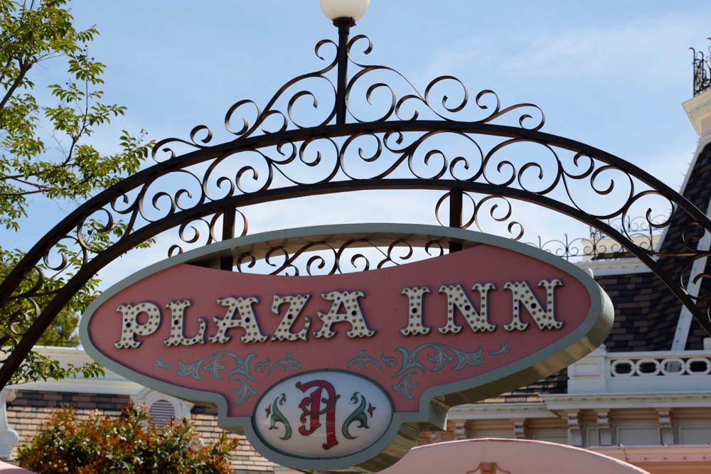 Plaza-Inn-15