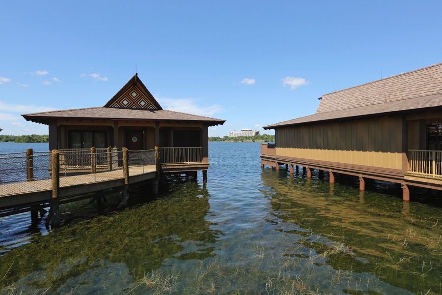 Polynesian-village-bungalows-25