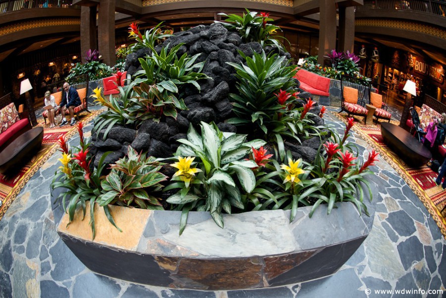 Polynesian-Village-Lobby-16