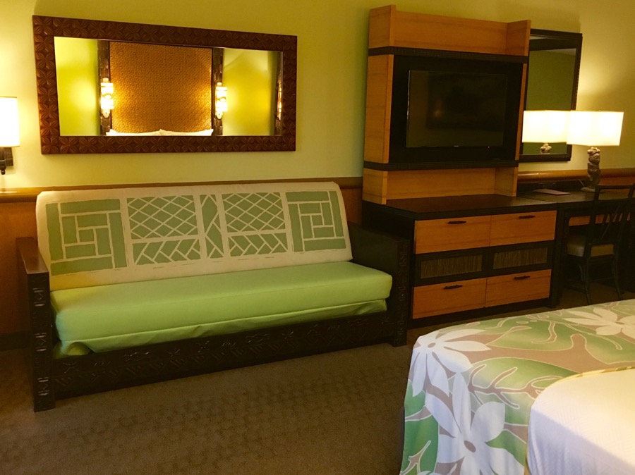 Polynesian-village-standard-room-22