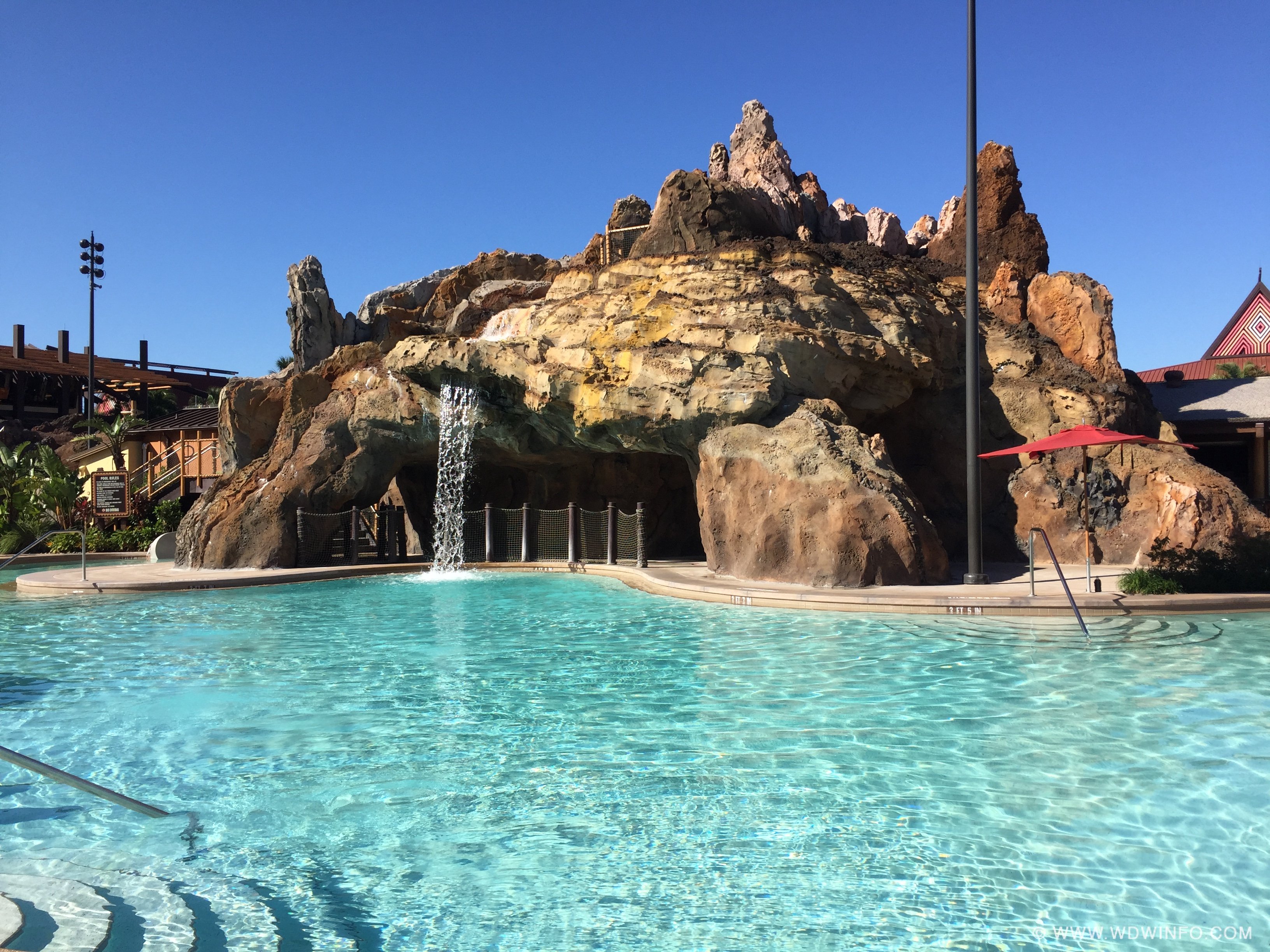 POLYNESIAN VOLCANO POOL