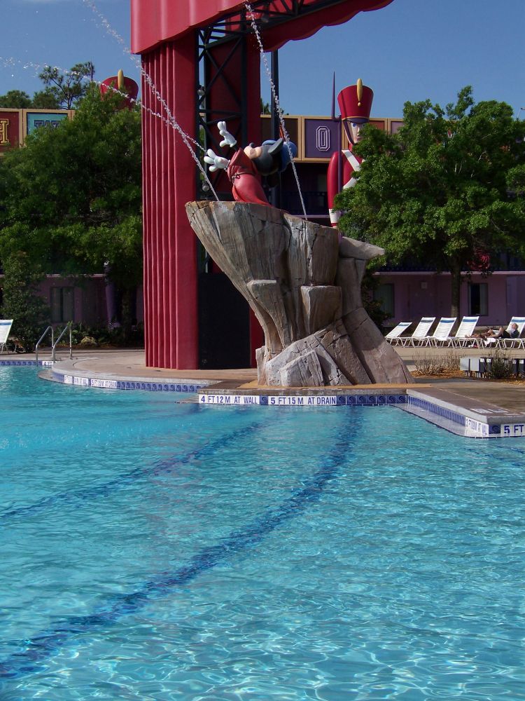 Pool at ASMo
