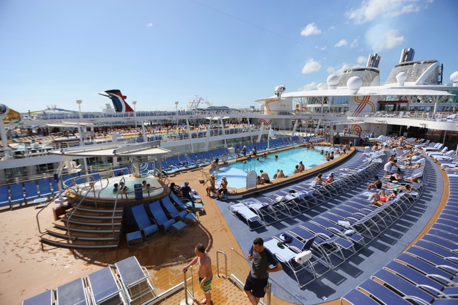 Pools-Recreation-Harmony-of-the-Seas-029