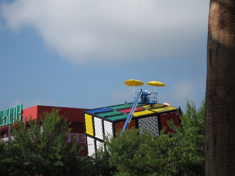 Pop Century 80's Rubik's Cube repainting, 13-Sep-2010
