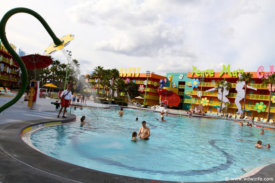 Pop-Century-Resort-Pools-015