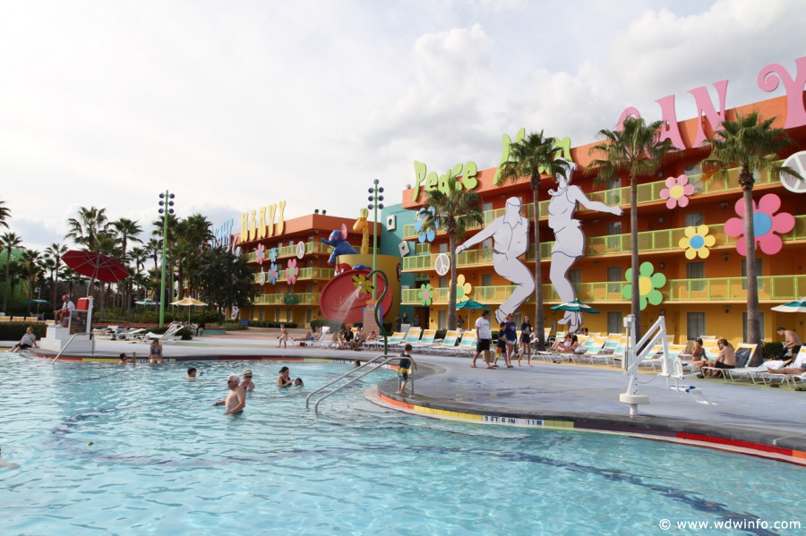 Pop-Century-Resort-Pools-019