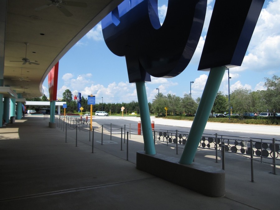 Pop Century transportation area, 11-Sep-2010