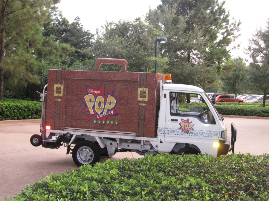 Pop Century truck, 15-Sep-2009