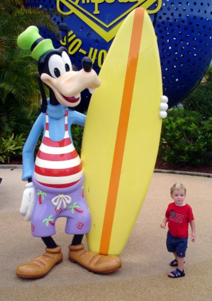 Pop Jet Goofy w/Brad