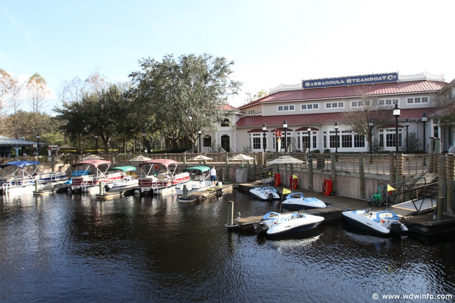 Port-Orleans-Rentals-Marina-08